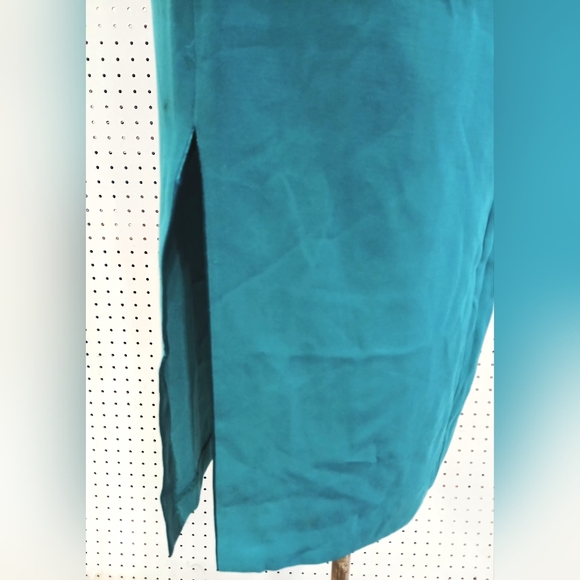 Chic Teal Skirt Set - Picture 9 of 16